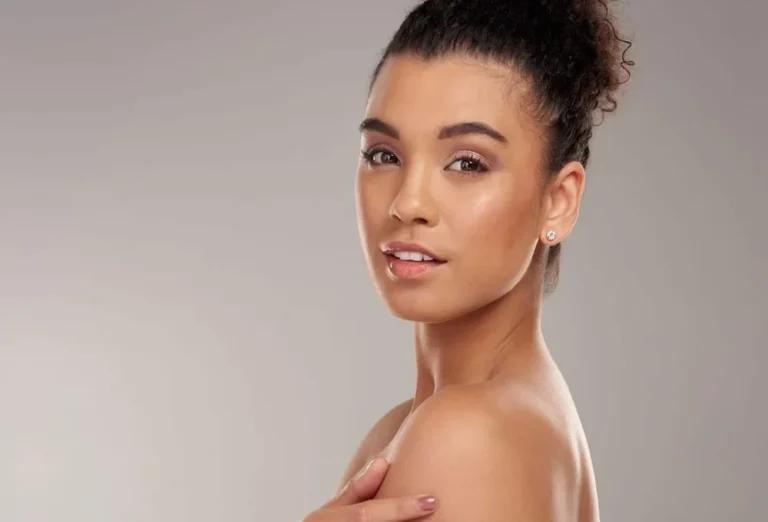 What is Caramel Toned Skin: All You Need to Know 7 Caramel toned skin